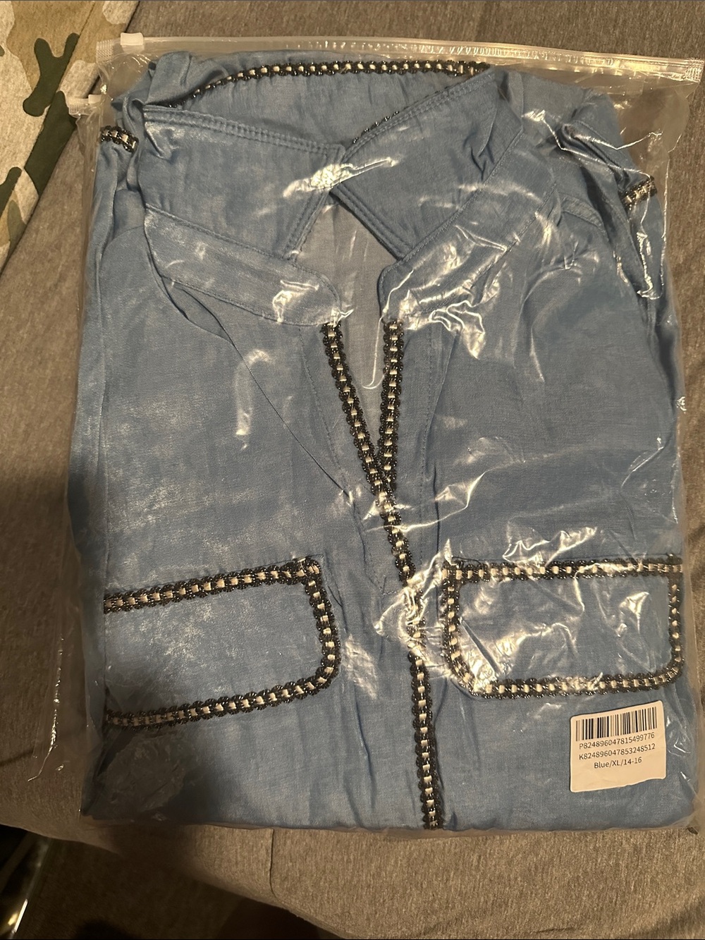 Light Blue Women's Two-Piece Pantsuit Set with Contrast Trim - Picture 5 of 5